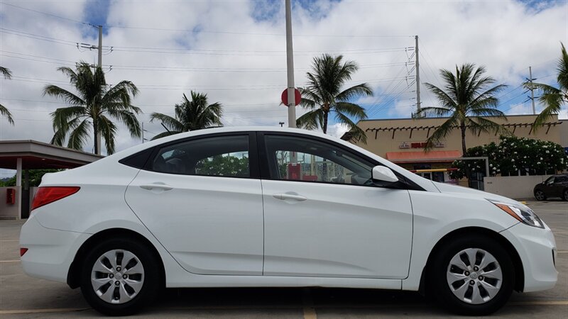 Used 2016 Hyundai Accent SE FWD image 5