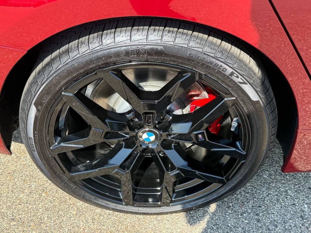 New 2026 BMW 330i xDrive Sedan w/ M Sport Package AWD/4WD image 4