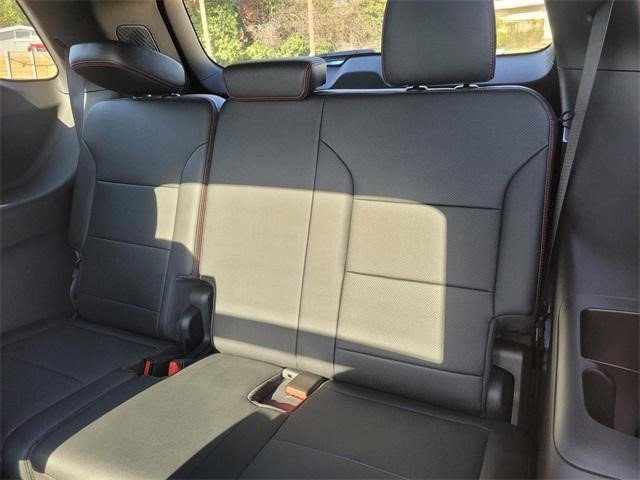 Certified 2024 Chevrolet Traverse RS w/ LPO, Floor Liner Package image 4