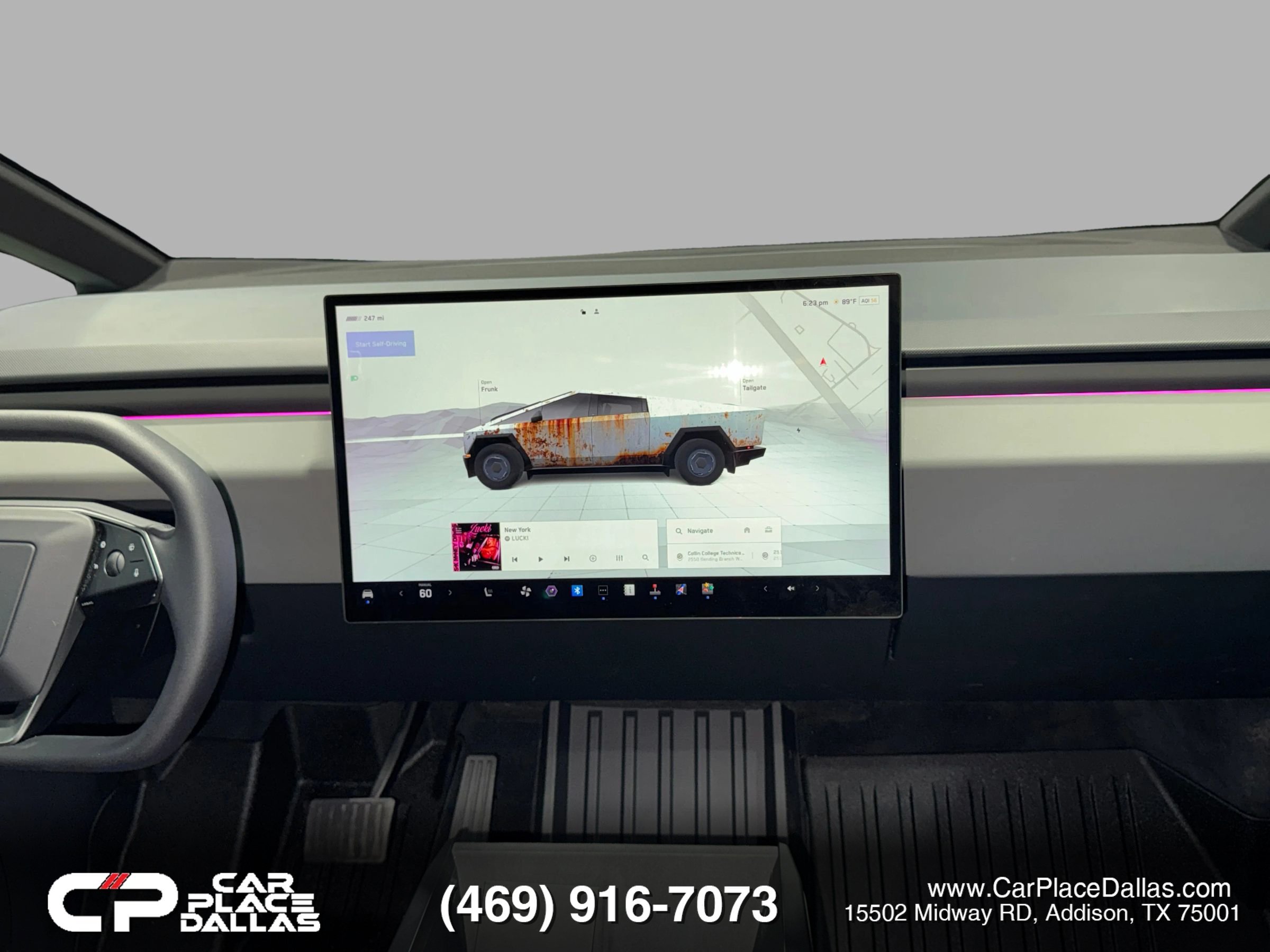 Used 2025 Tesla Cybertruck 2WD Crew Cab image 31