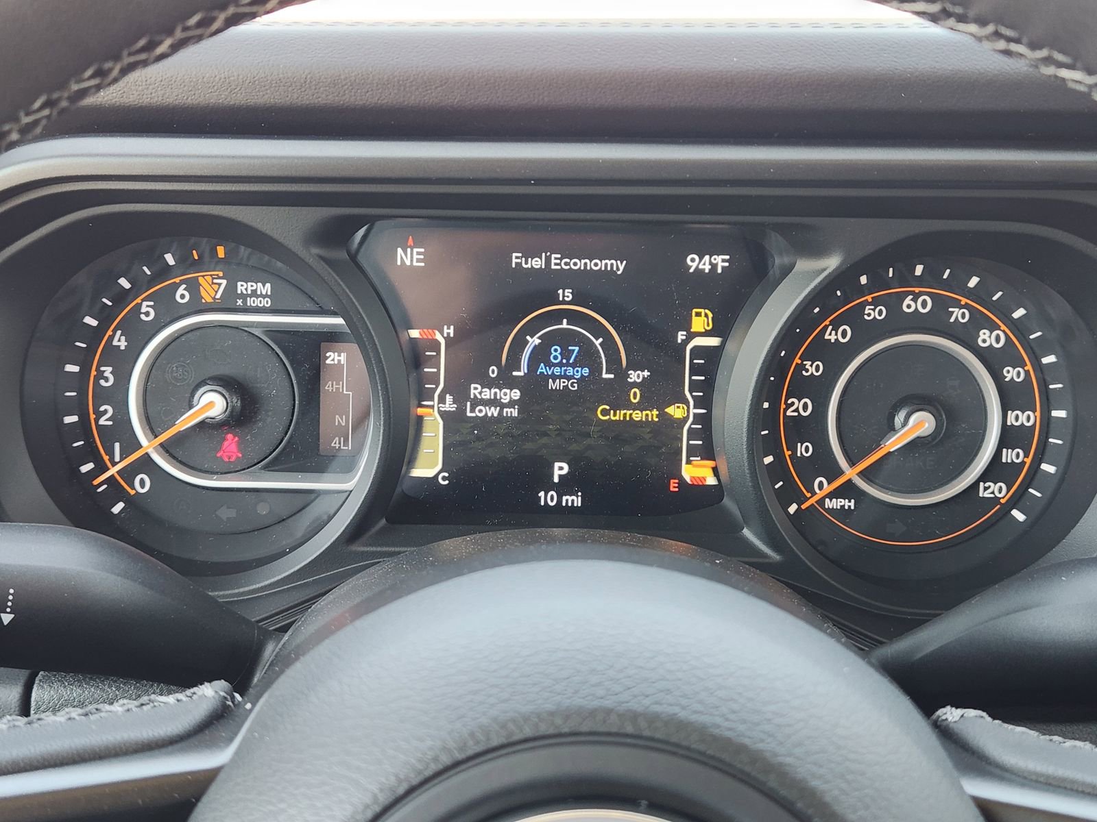 New 2025 Jeep Gladiator Sport image 12