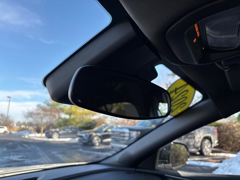 Used 2024 Buick Envista Sport Touring w/ Convenience I Package image 34