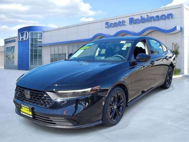 Certified 2025 Honda Accord SE image 2