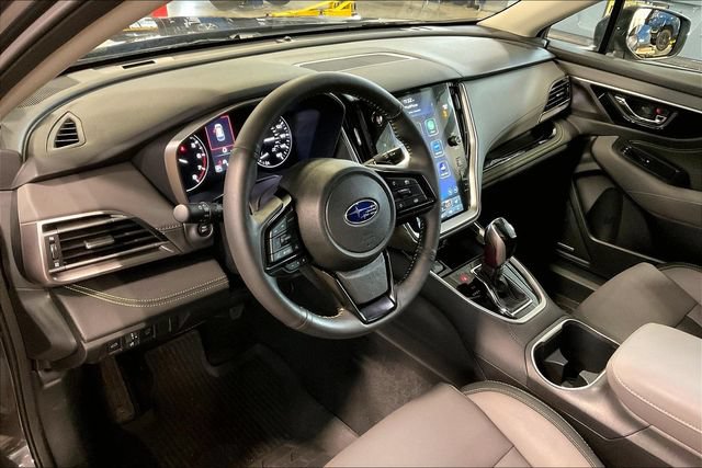 Used 2025 Subaru Outback Onyx Edition AWD/4WD image 14