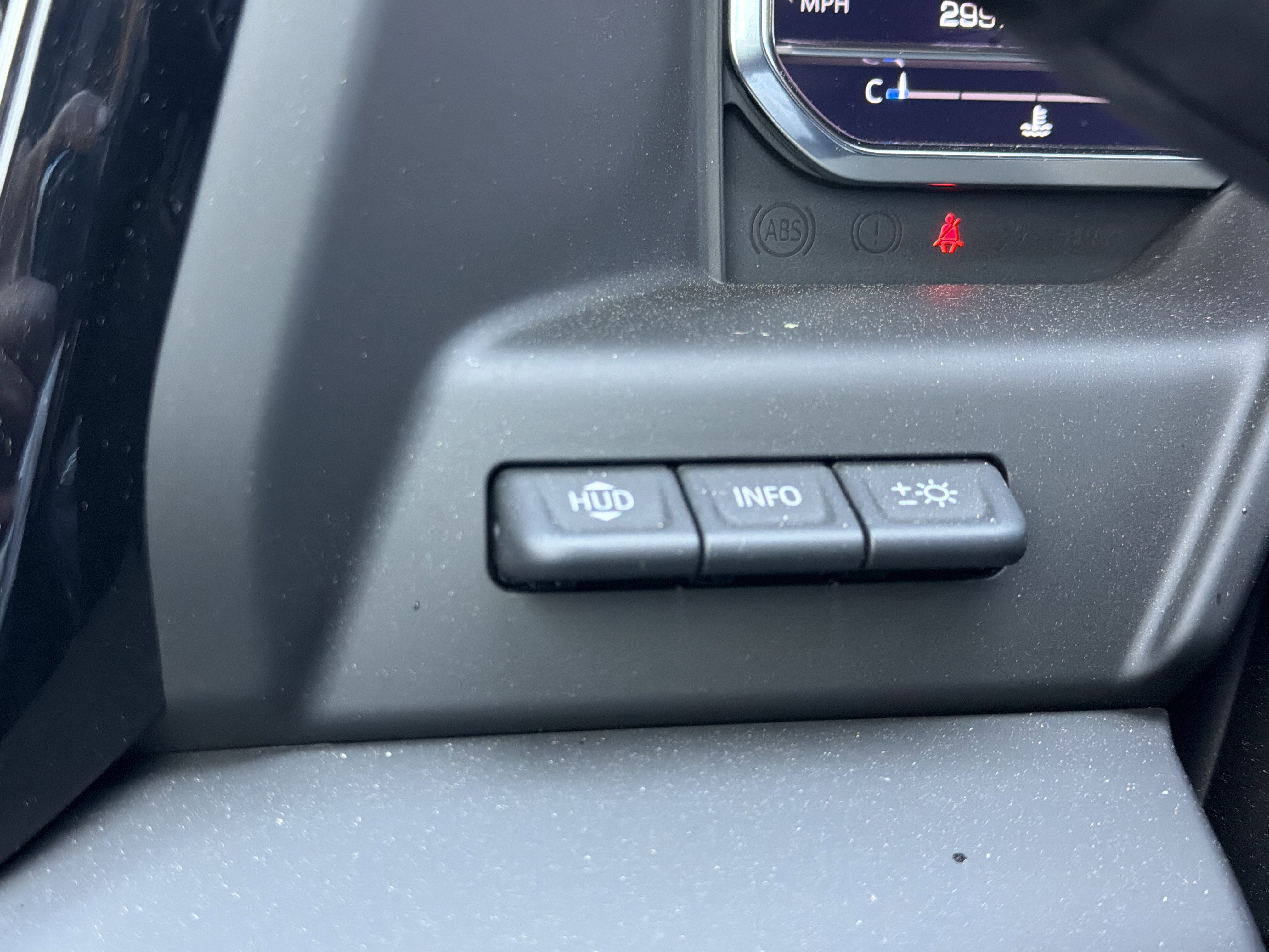 Used 2025 GMC Sierra 2500 AT4 w/ AT4 Premium Plus Package image 16