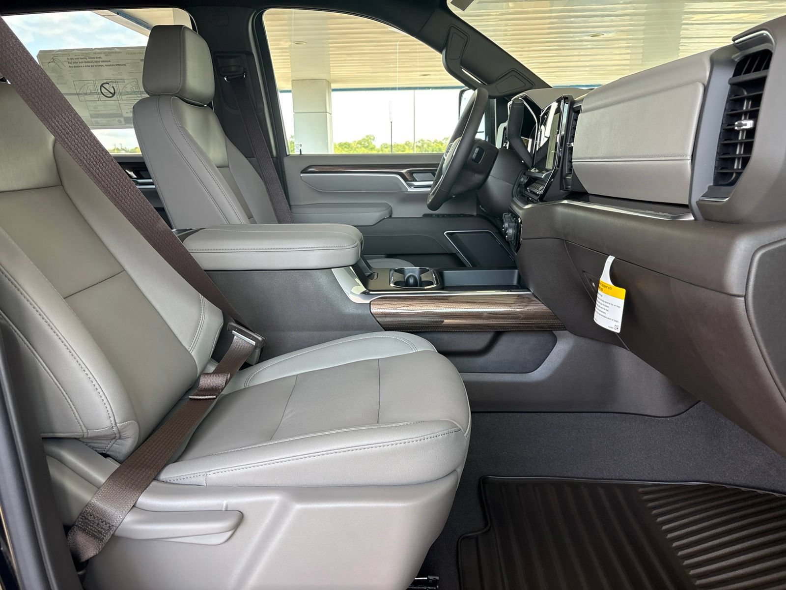 New 2026 Chevrolet Silverado 2500 LT w/ Texas Edition AWD/4WD image 16