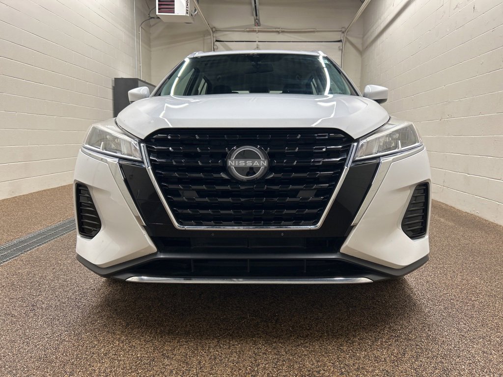 Used 2023 Nissan Kicks SV image 6