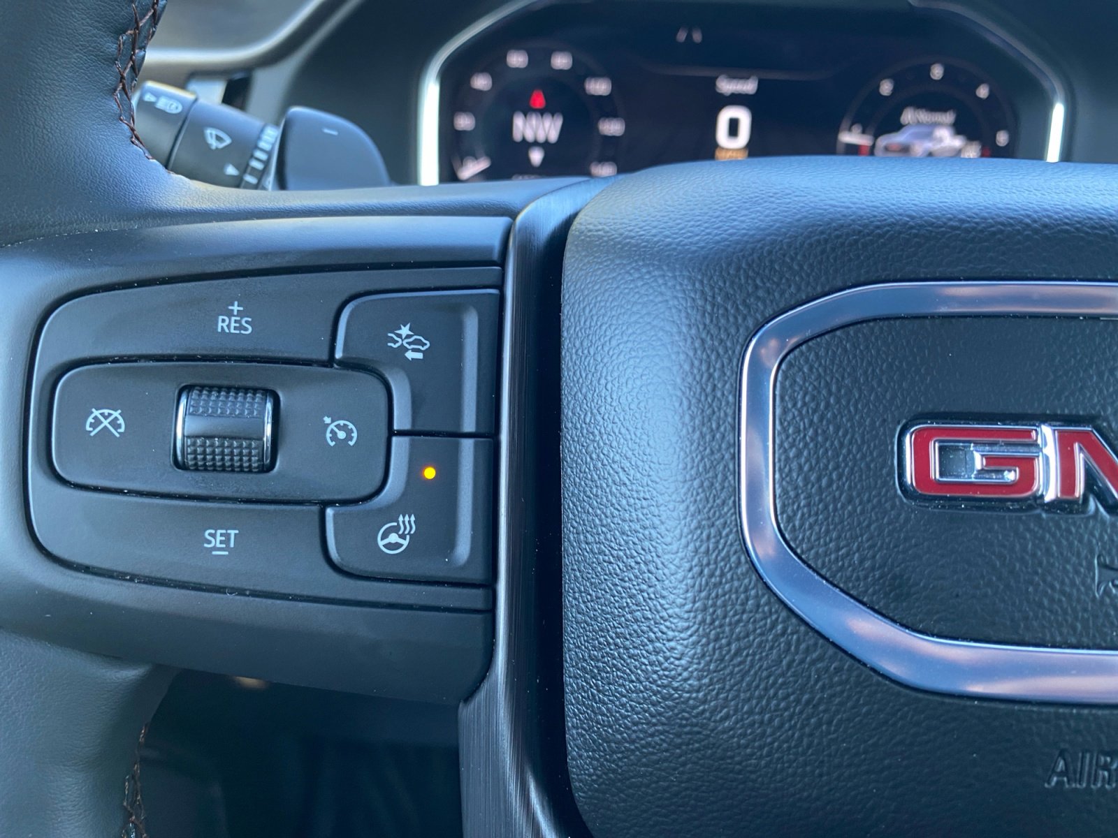 Used 2024 GMC Sierra 1500 AT4 w/ Technology Package image 27