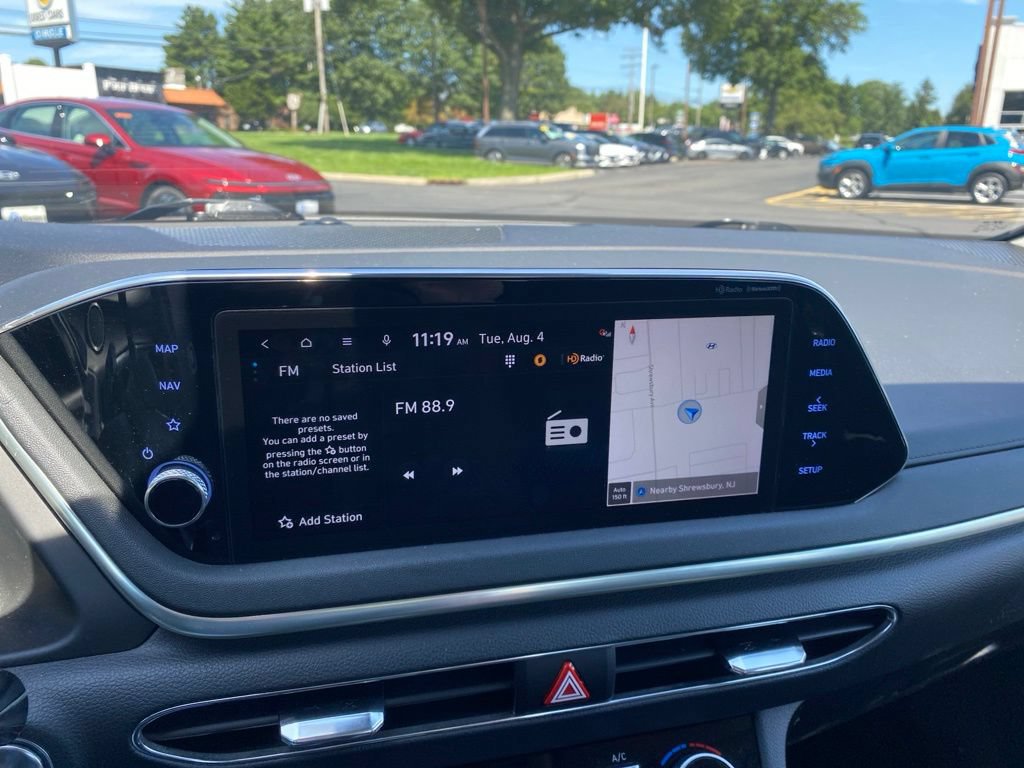 Certified 2023 Hyundai Sonata SEL w/ Convenience Package FWD image 17