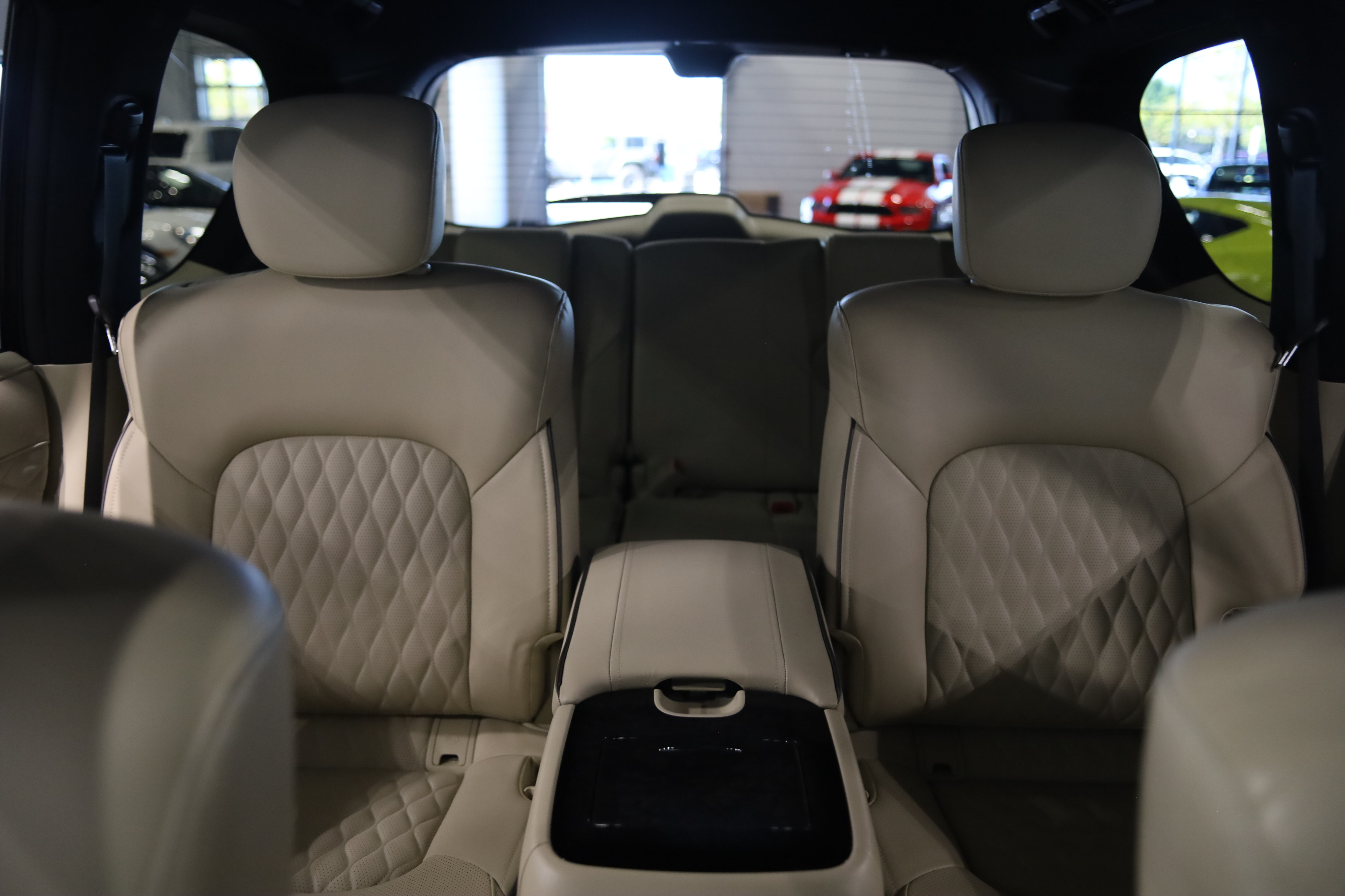 Used 2024 INFINITI QX80 Sensory w/ Cargo Package AWD/4WD image 38