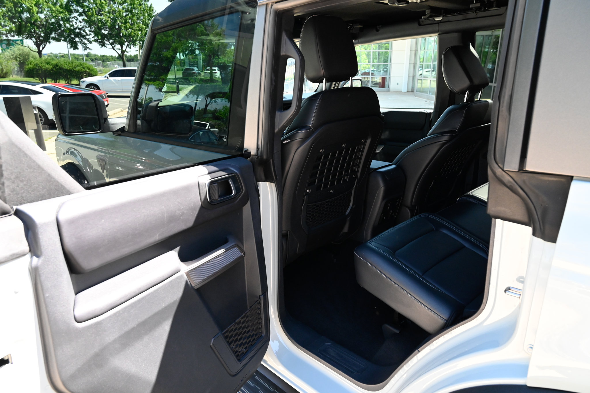 Used 2021 Ford Bronco First Edition AWD/4WD image 29