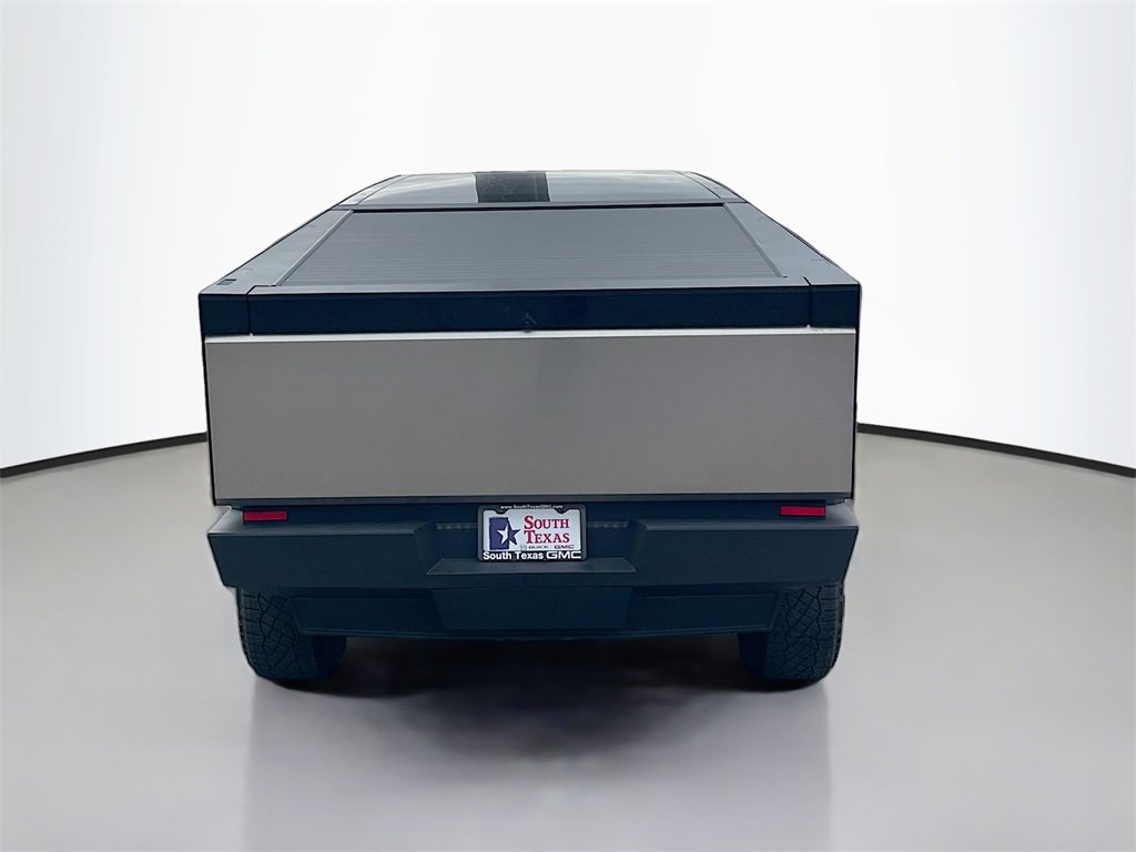 Used 2024 Tesla Cybertruck AWD Crew Cab image 6