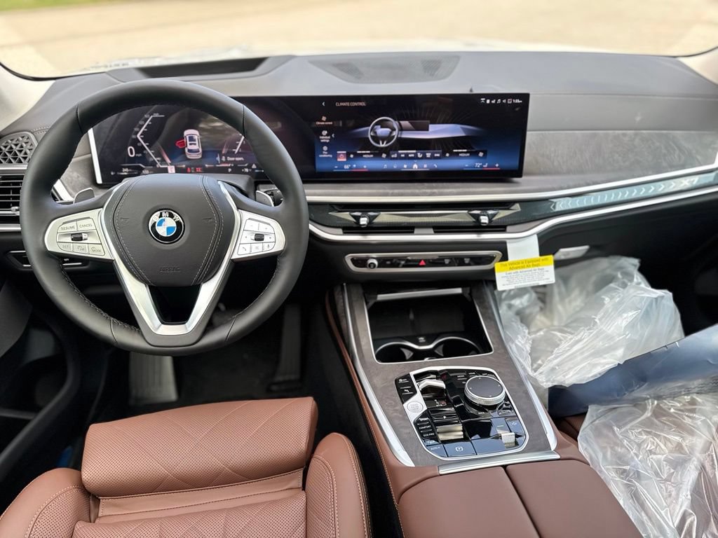 New 2027 BMW X7 xDrive40i AWD/4WD image 10
