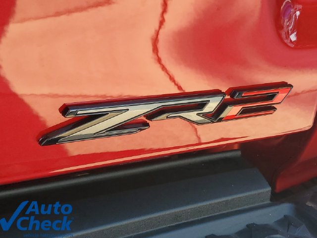 Used 2026 Chevrolet Colorado ZR2 w/ Technology Package AWD/4WD image 8
