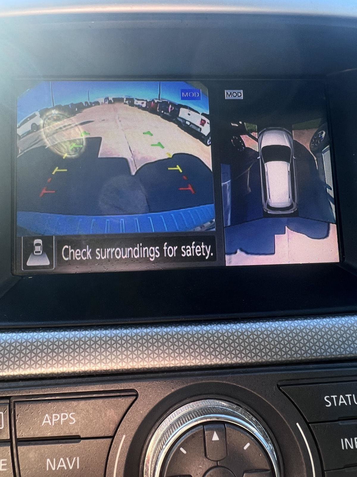 Used 2018 Nissan Pathfinder SL FWD image 14