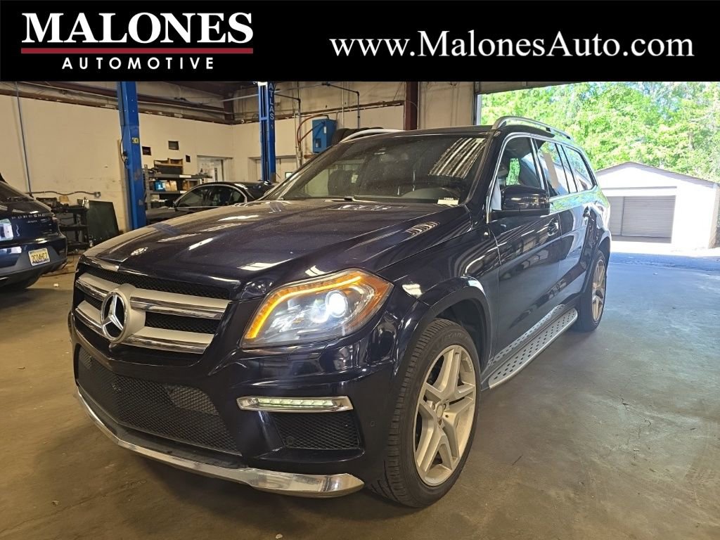 Used 2016 Mercedes-Benz GL 550 4MATIC image 1