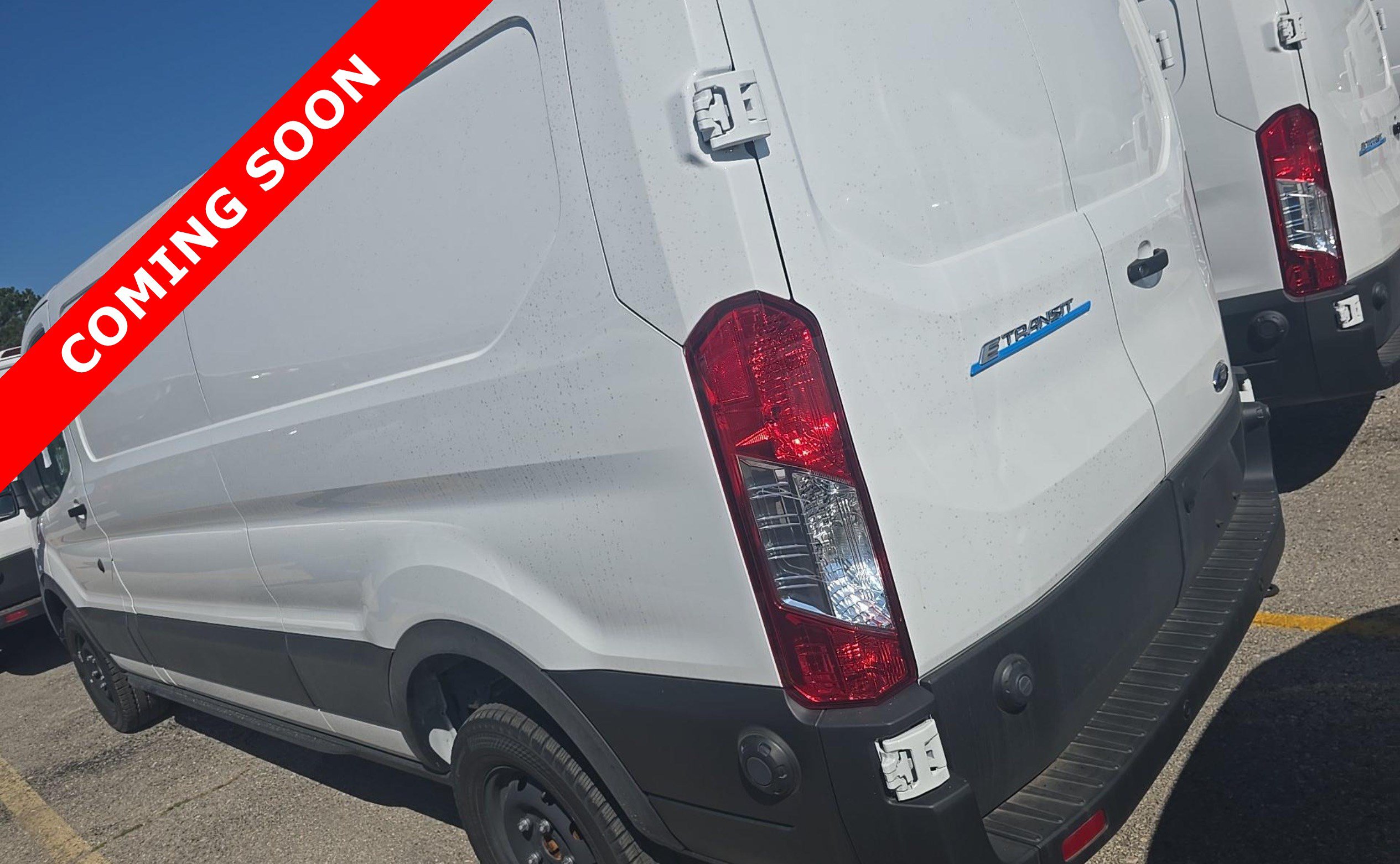 Used 2024 Ford E-Transit Low Roof RWD image 4