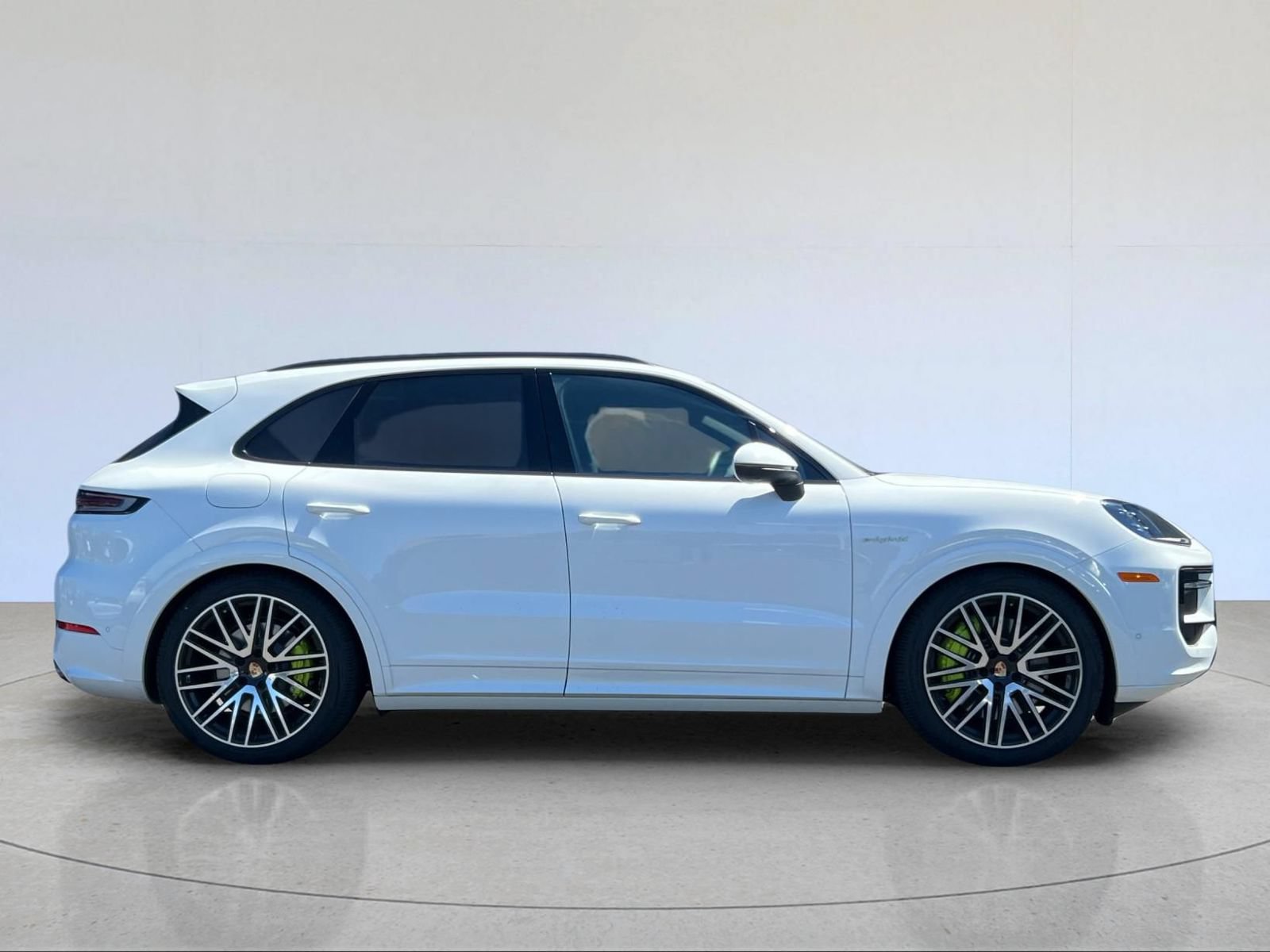 New 2025 Porsche Cayenne S AWD/4WD image 9
