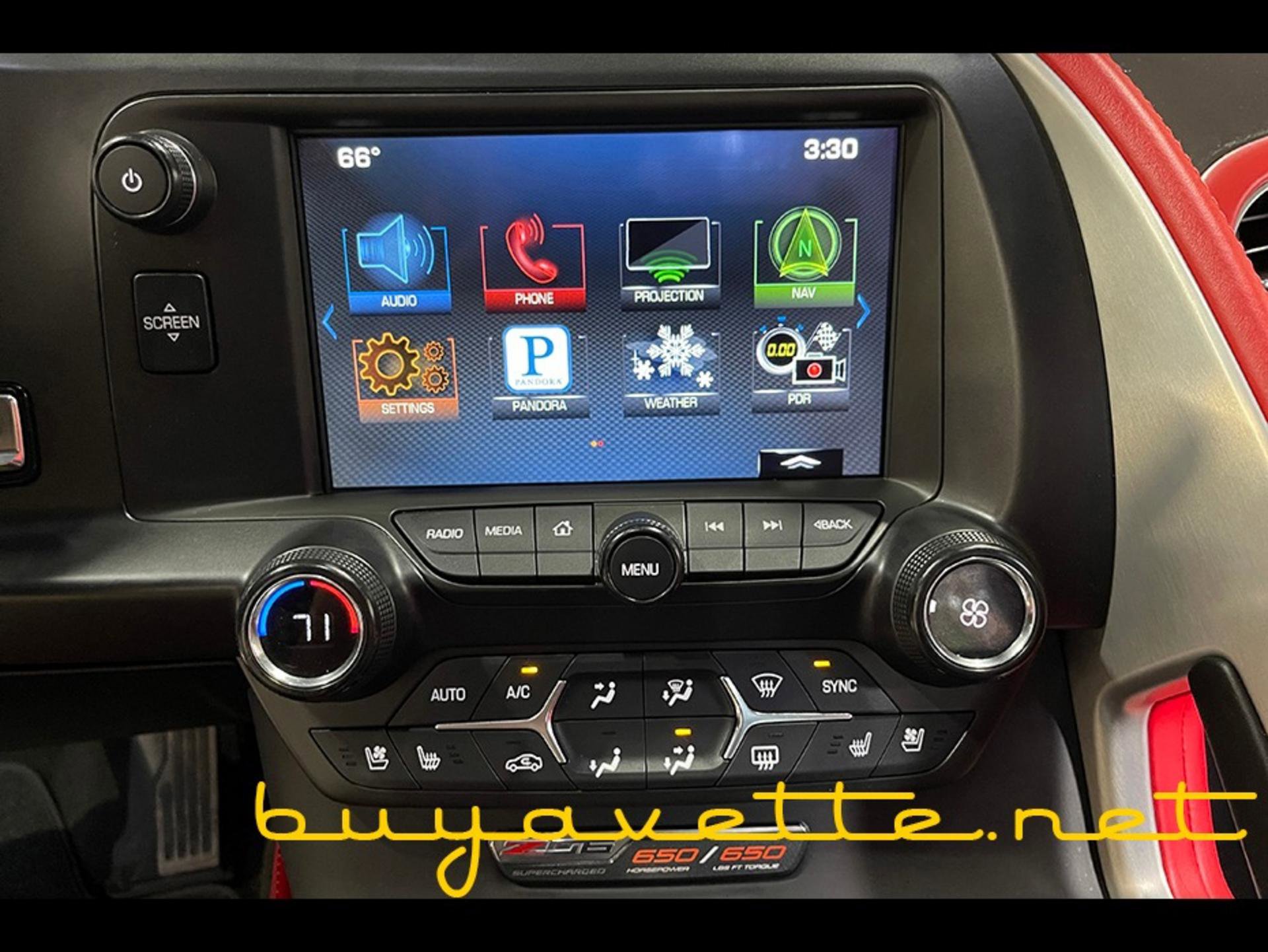 Used 2016 Chevrolet Corvette Z06 w/ 3LZ Preferred Equipment Group image 16