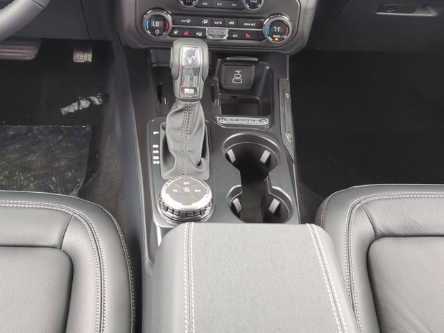 New 2026 Ford Bronco Outer Banks image 19