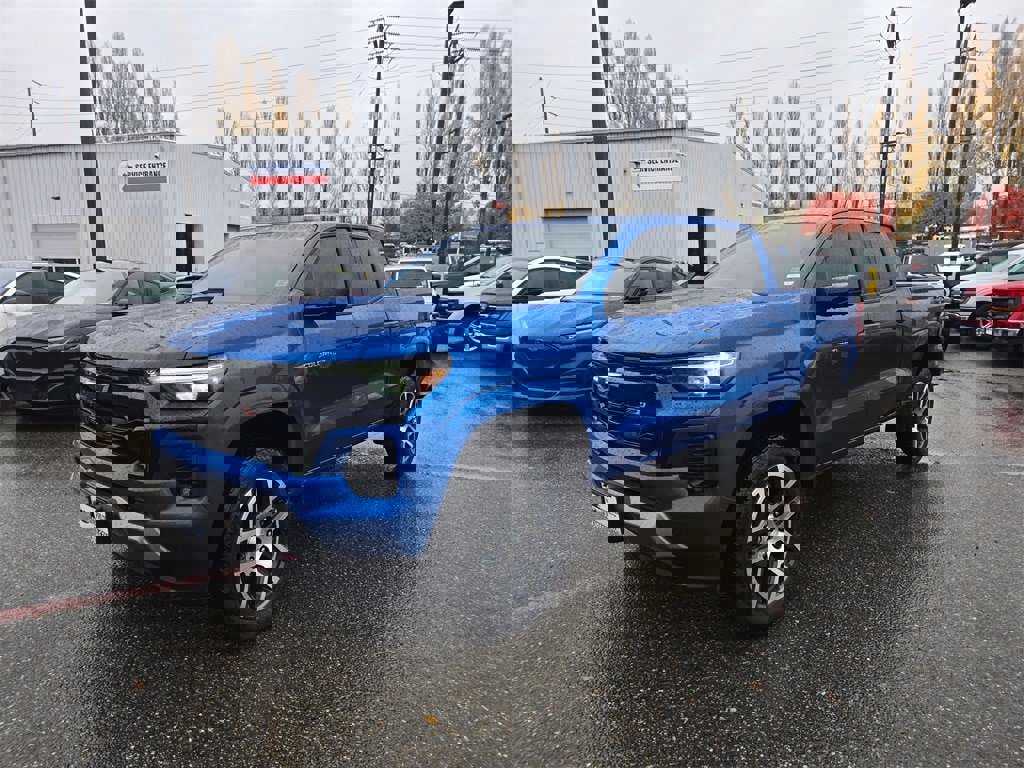 Used 2023 Chevrolet Colorado Z71 w/ Z71 Convenience Package 2