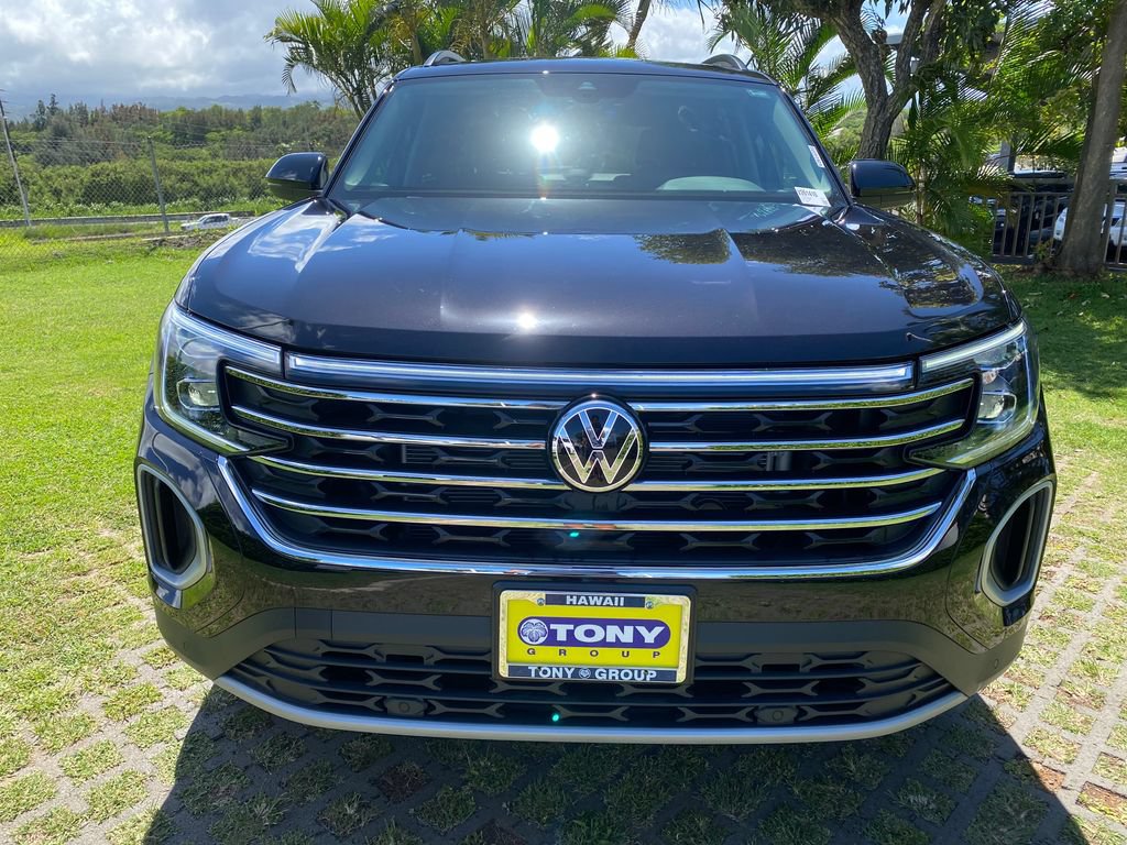 New 2026 Volkswagen Atlas SE FWD image 2