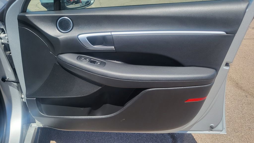 Used 2026 Hyundai Sonata Blue FWD image 16