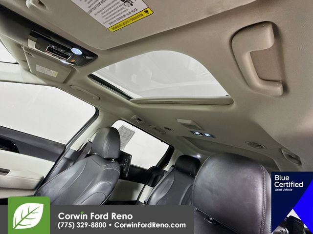 Used 2024 Kia Carnival SX Prestige FWD image 27