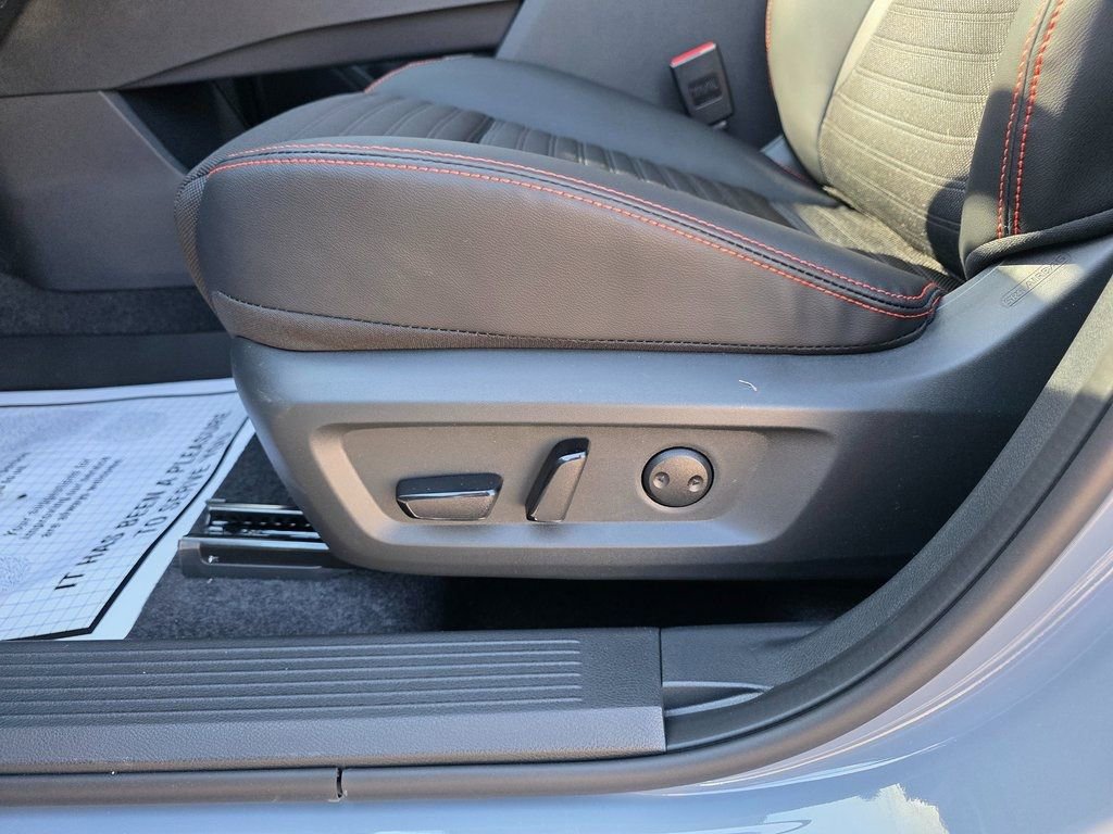 New 2026 Nissan Rogue SV AWD/4WD image 19