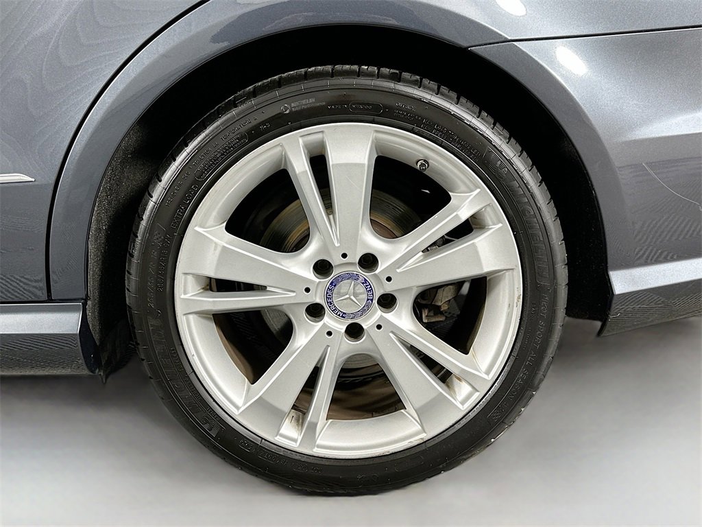 Used 2013 Mercedes-Benz E 350 Sedan image 30
