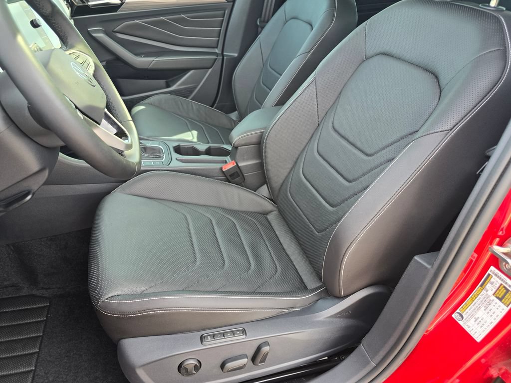 Used 2023 Volkswagen Jetta SEL FWD image 24
