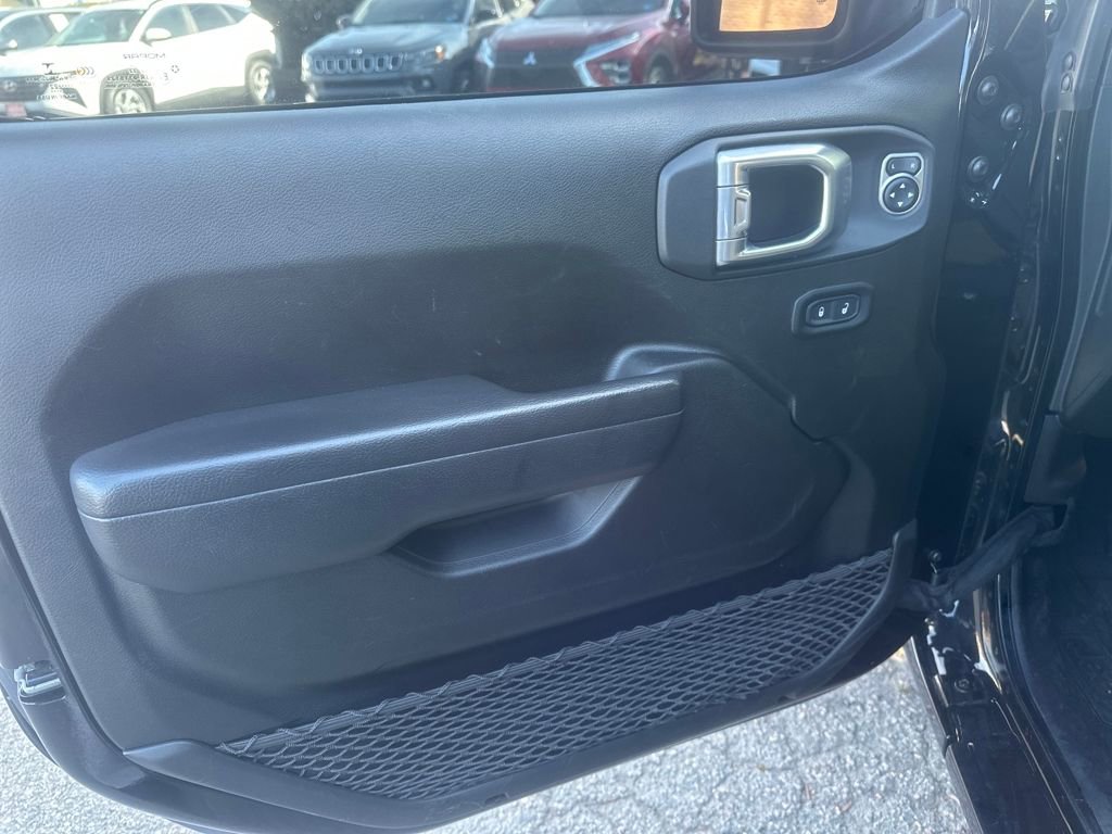 Used 2022 Jeep Wrangler Sport S image 9