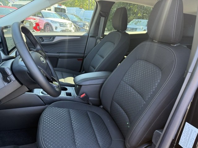 Used 2025 Ford Escape Active w/ Tech Pack #1 AWD/4WD image 10