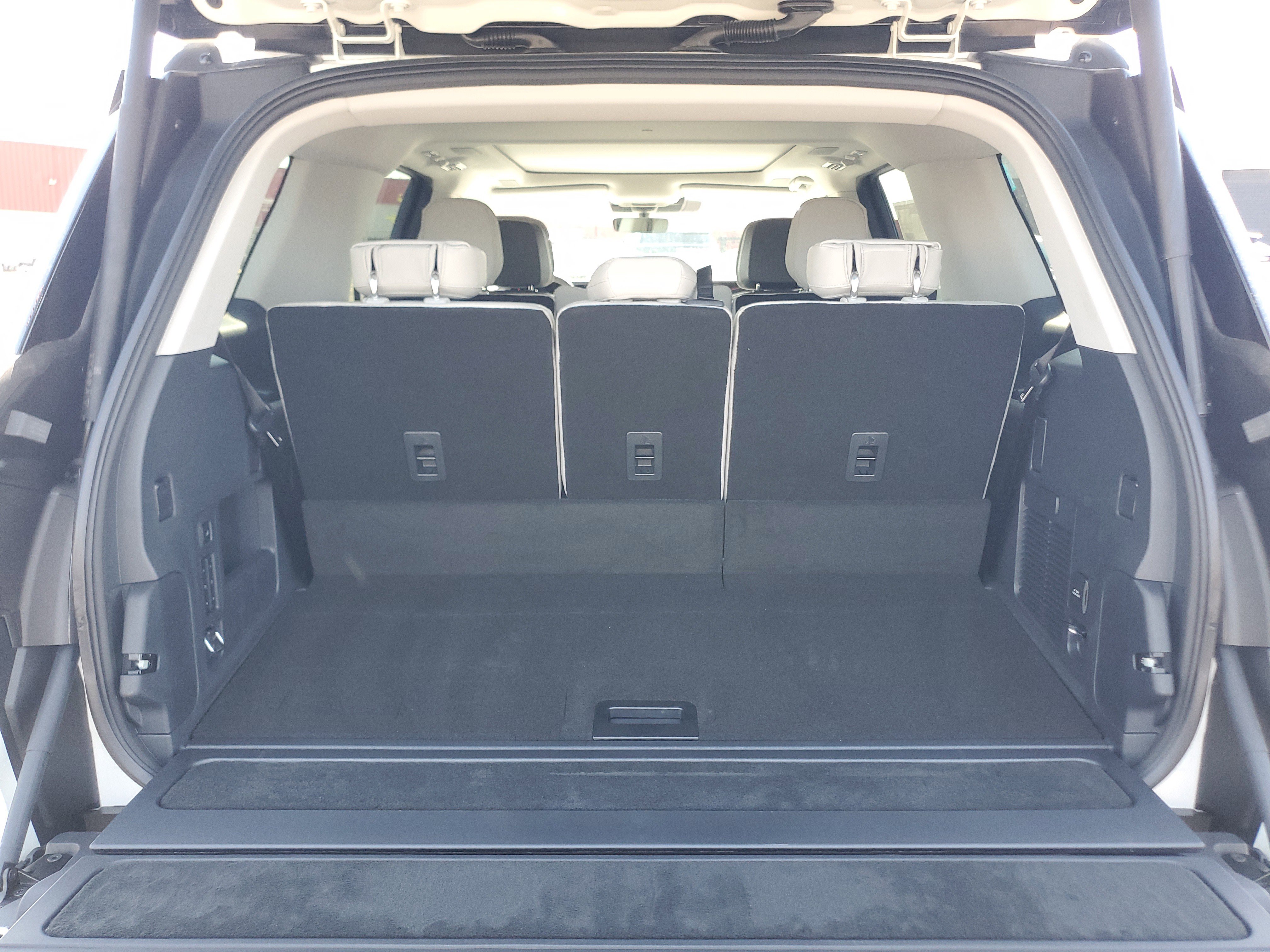 New 2026 Lincoln Navigator Reserve AWD/4WD image 32