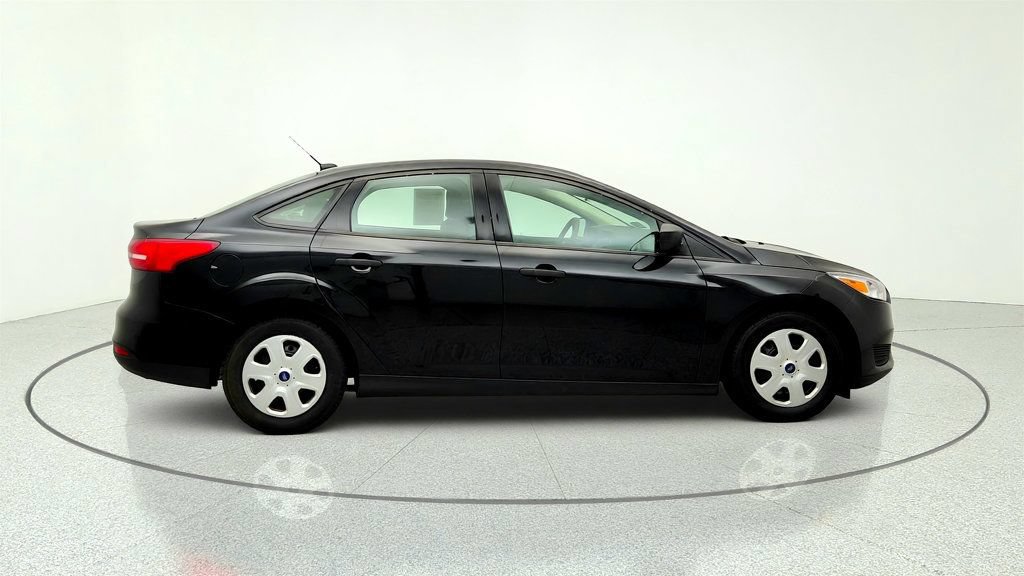 Used 2016 Ford Focus S FWD image 4