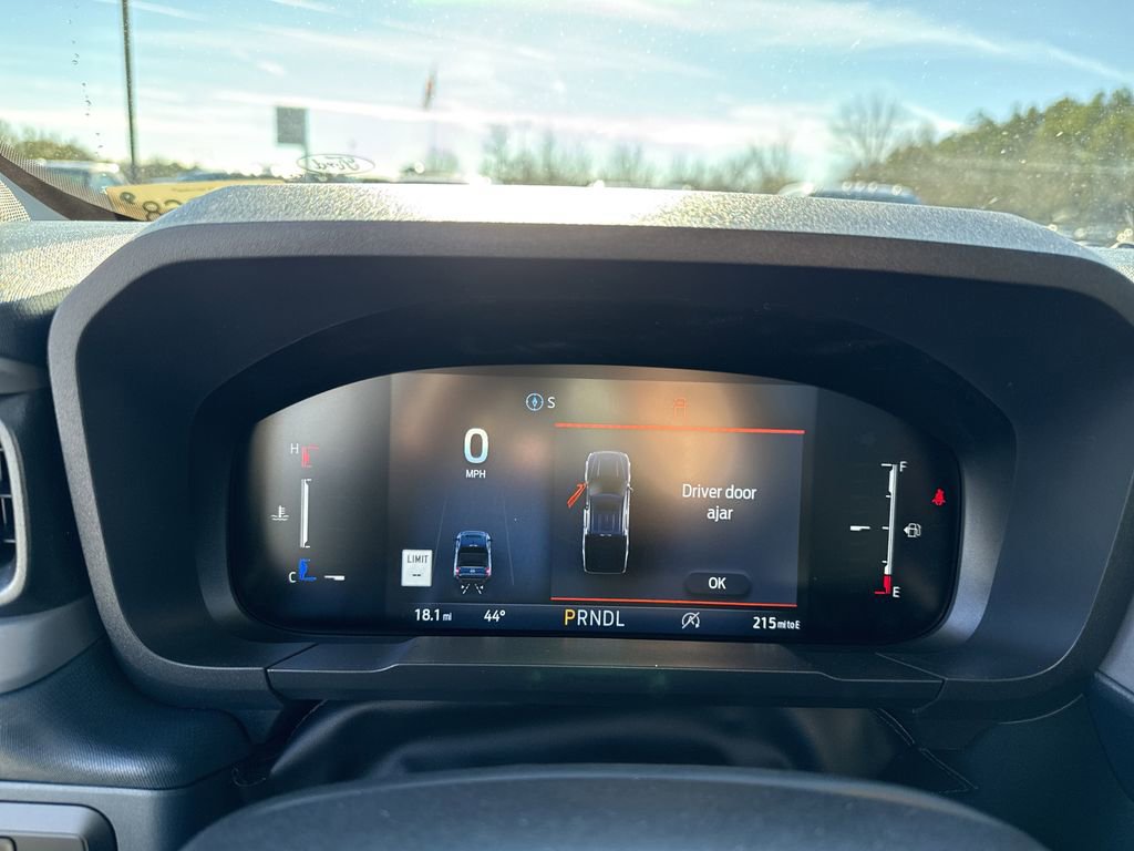 New 2026 Ford Maverick Lariat w/ Black Appearance Package image 25