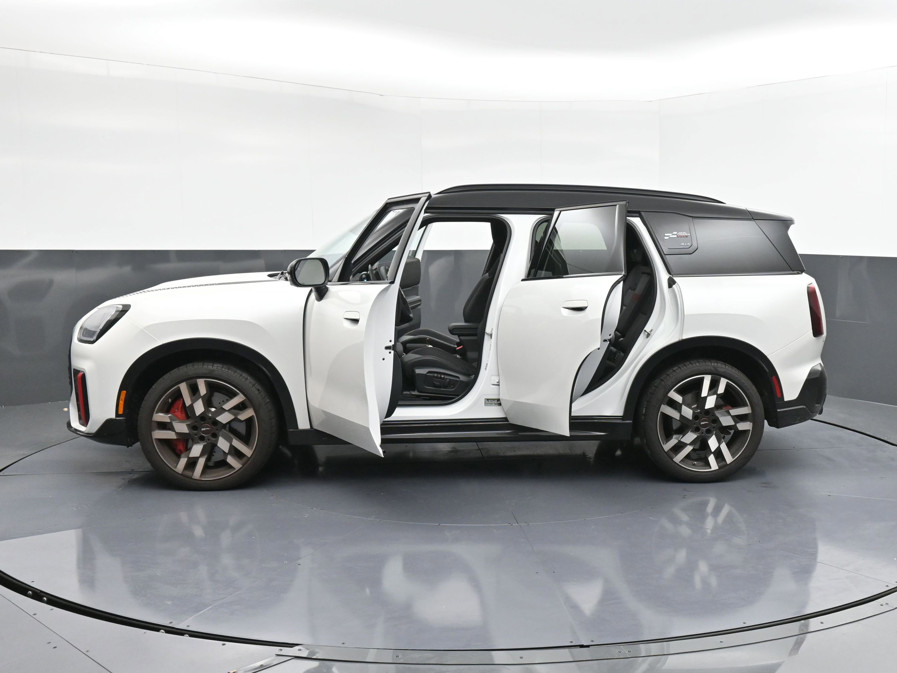 Used 2026 MINI Cooper Countryman John Cooper Works image 42