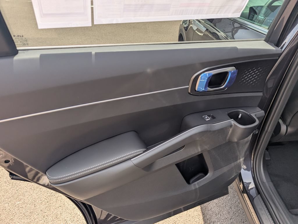 New 2026 Kia Sorento S w/ S Panoramic Sunroof Package AWD/4WD image 10