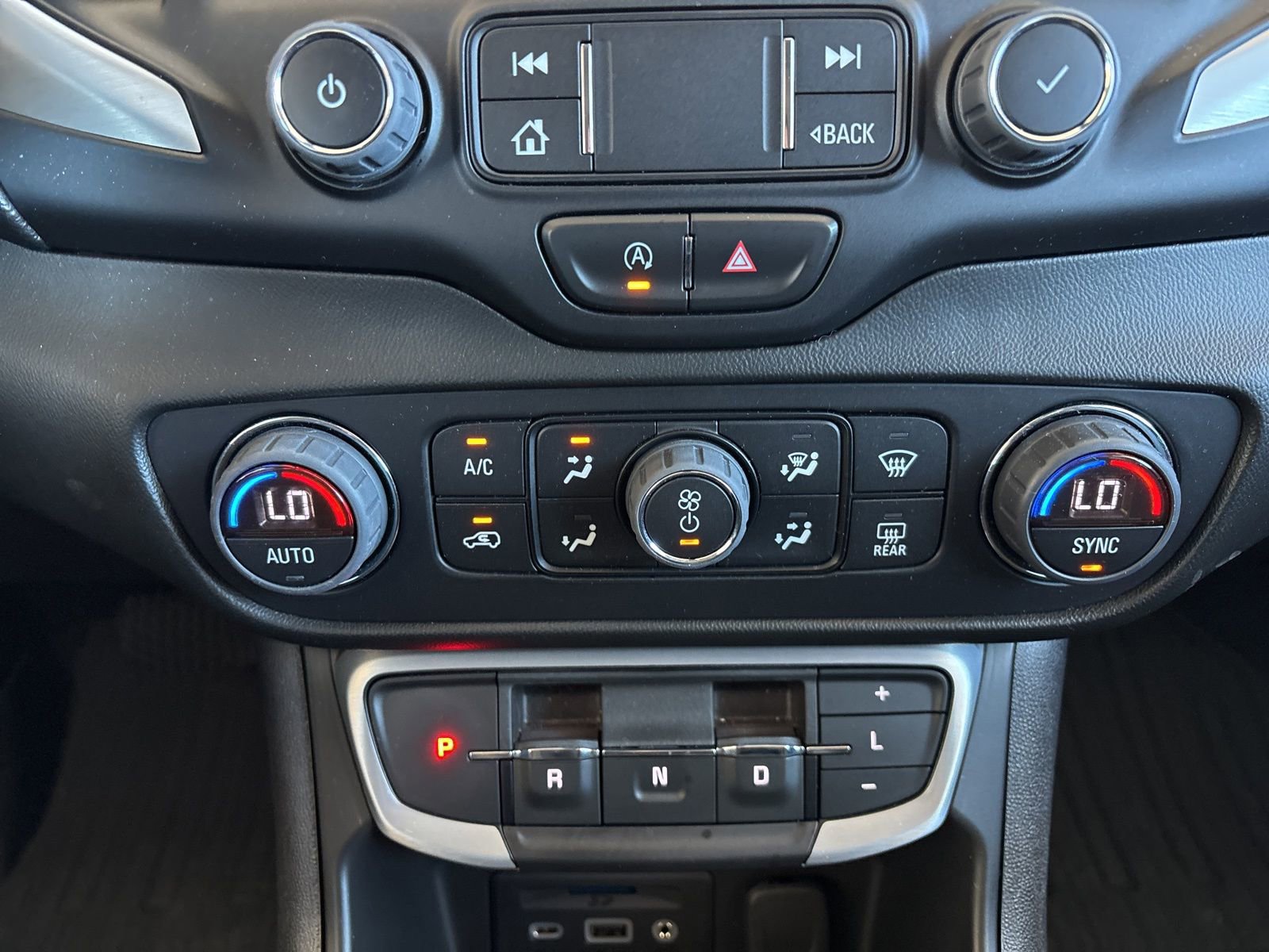 Certified 2022 GMC Terrain SLT w/ LPO, Floor Liner Package image 26