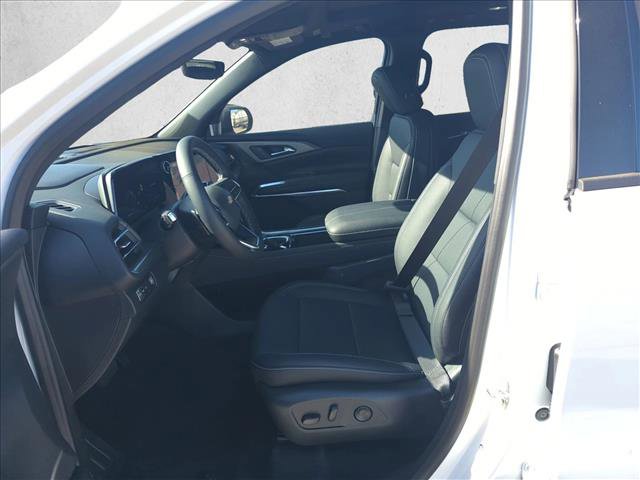 New 2026 Chevrolet Traverse LT w/ Sun and Wheel Package FWD image 4