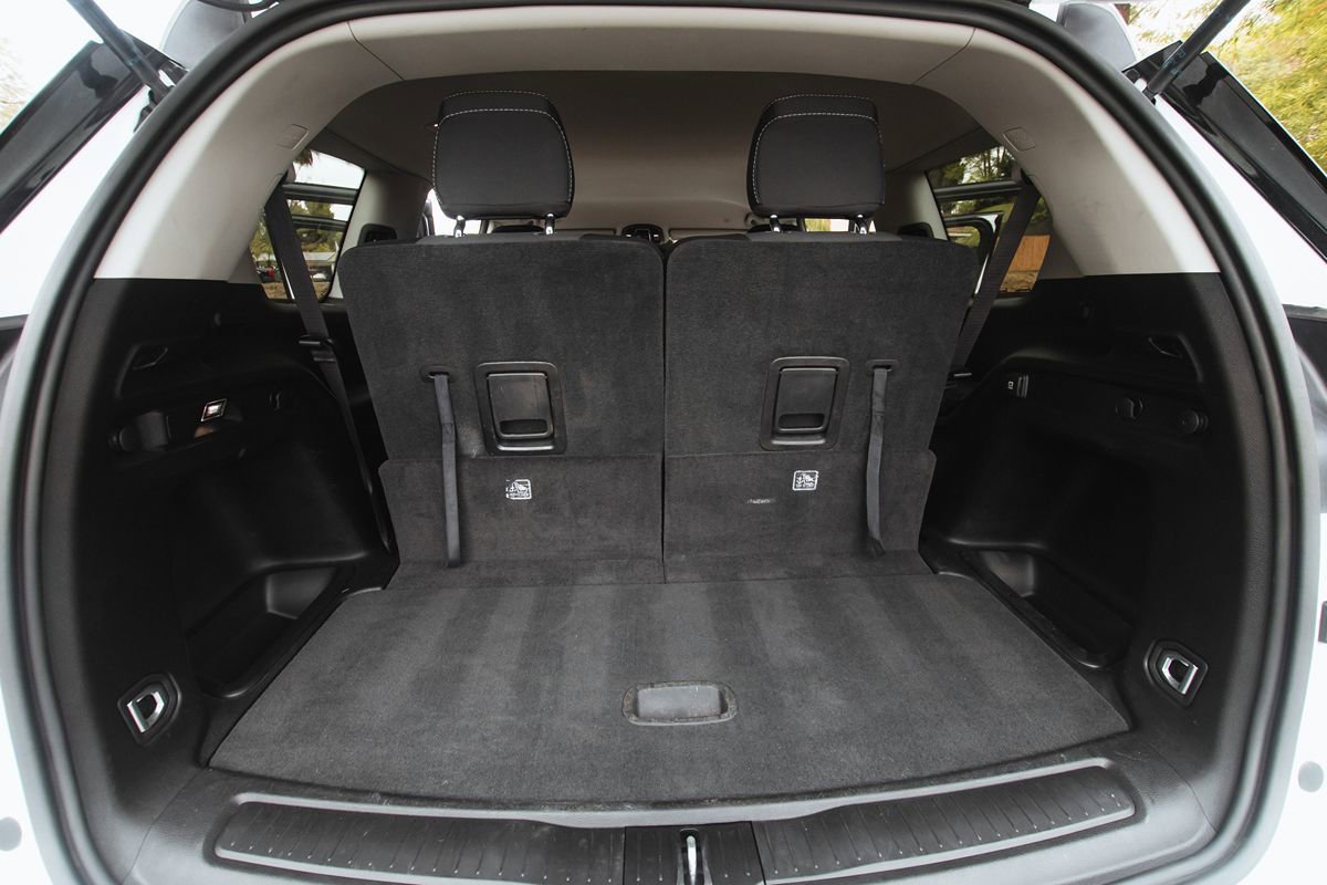 Used 2023 Jeep Grand Cherokee L Laredo AWD/4WD image 29