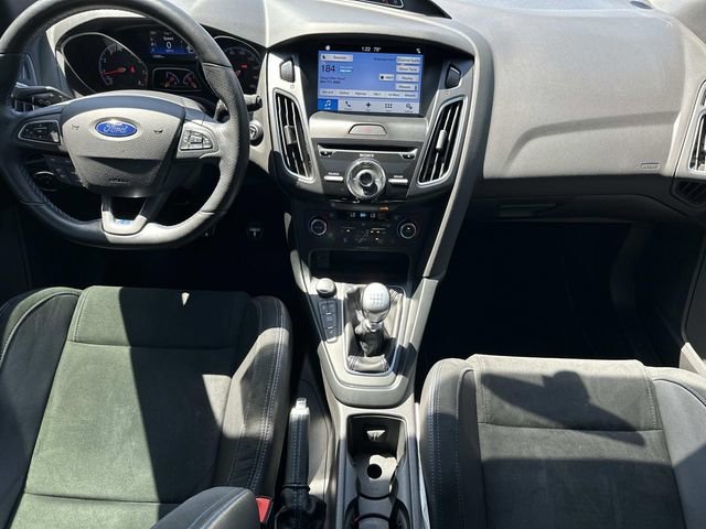 Used 2017 Ford Focus RS AWD/4WD image 12