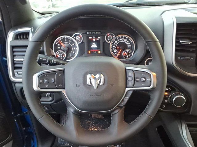 New 2026 RAM 1500 4x4 Crew Cab image 11