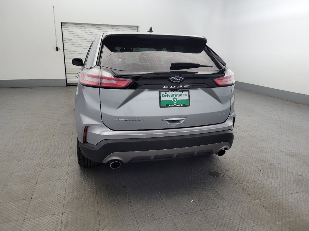 Used 2024 Ford Edge Titanium image 6