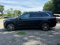 Used 2026 Mercedes-Benz GLS 450 4MATIC image 4