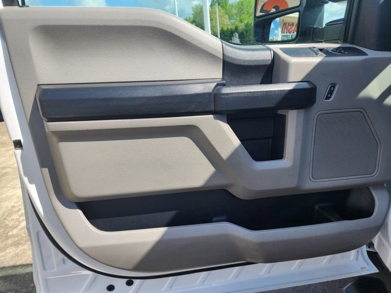 Used 2020 Ford F250 XL w/ Power Equipment Group RWD image 9
