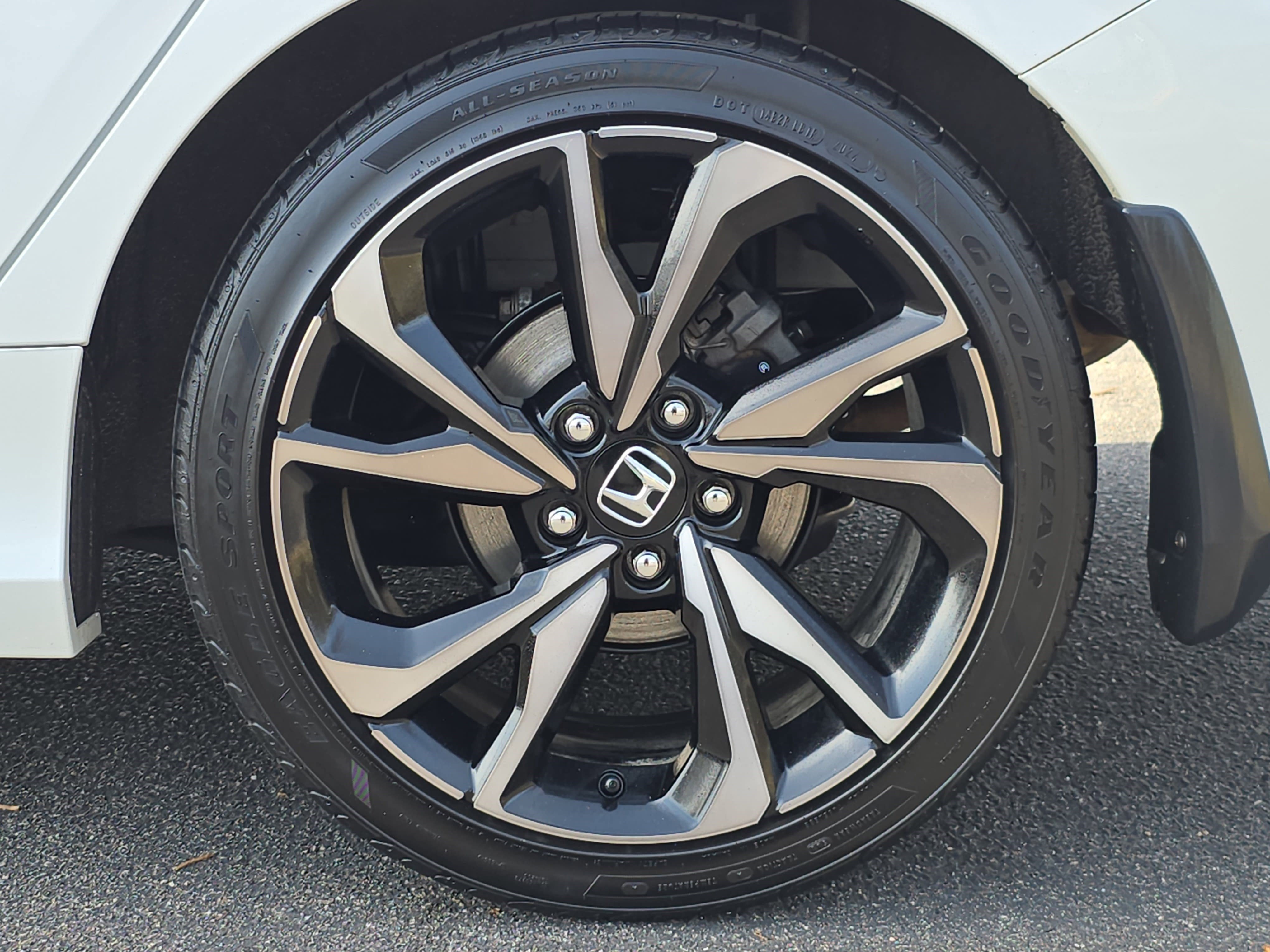 Used 2020 Honda Civic Sport image 33