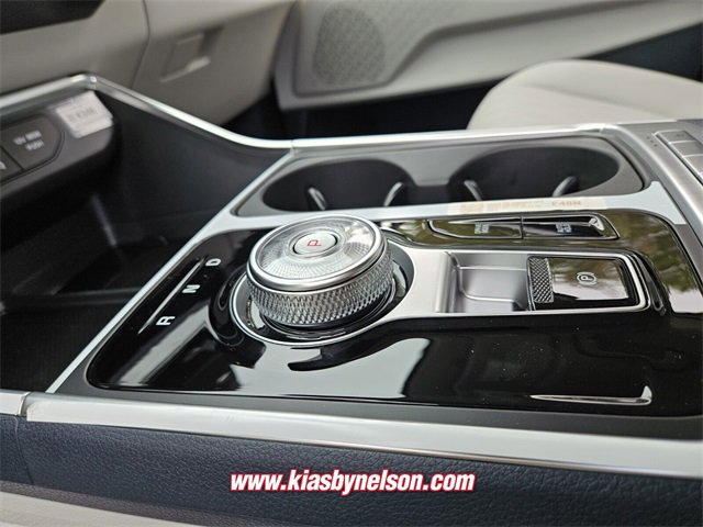 New 2026 Kia Carnival EX image 12