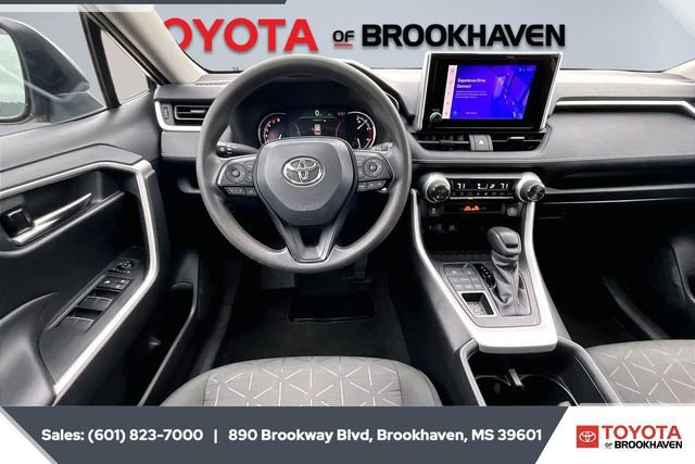 Used 2024 Toyota RAV4 XLE image 5