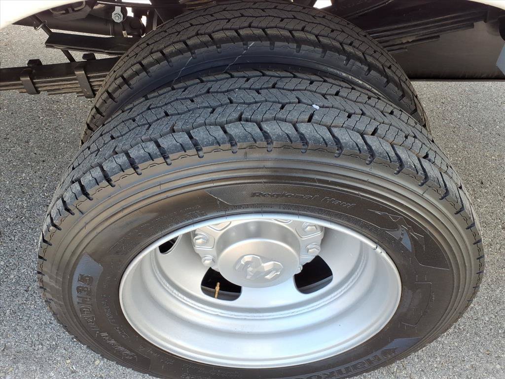New 2026 RAM 5500 Tradesman w/ Chrome Appearance Group AWD/4WD image 15
